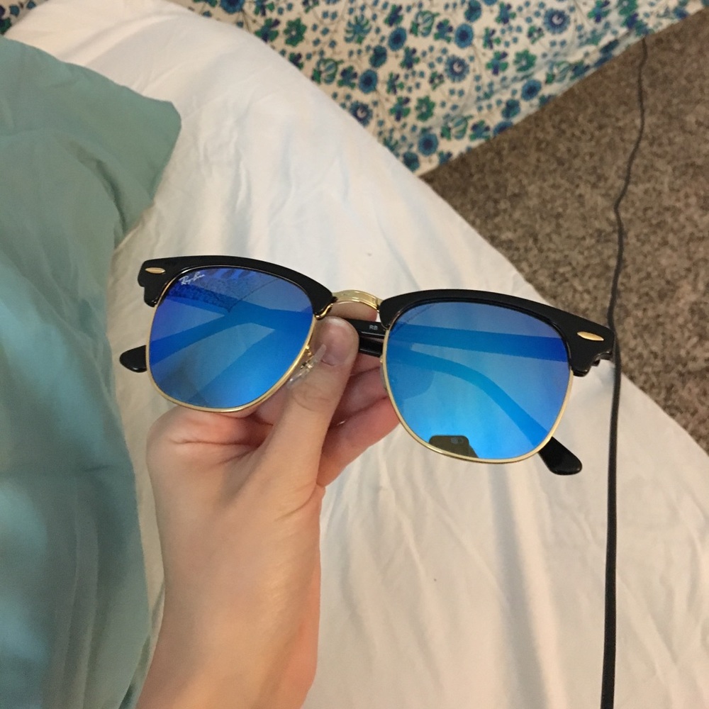 Ray-Ban
