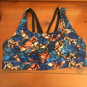 Lululemon sports bra