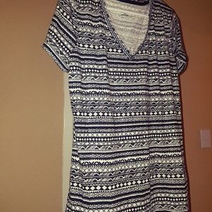 Mossimo tshirt. Never worn