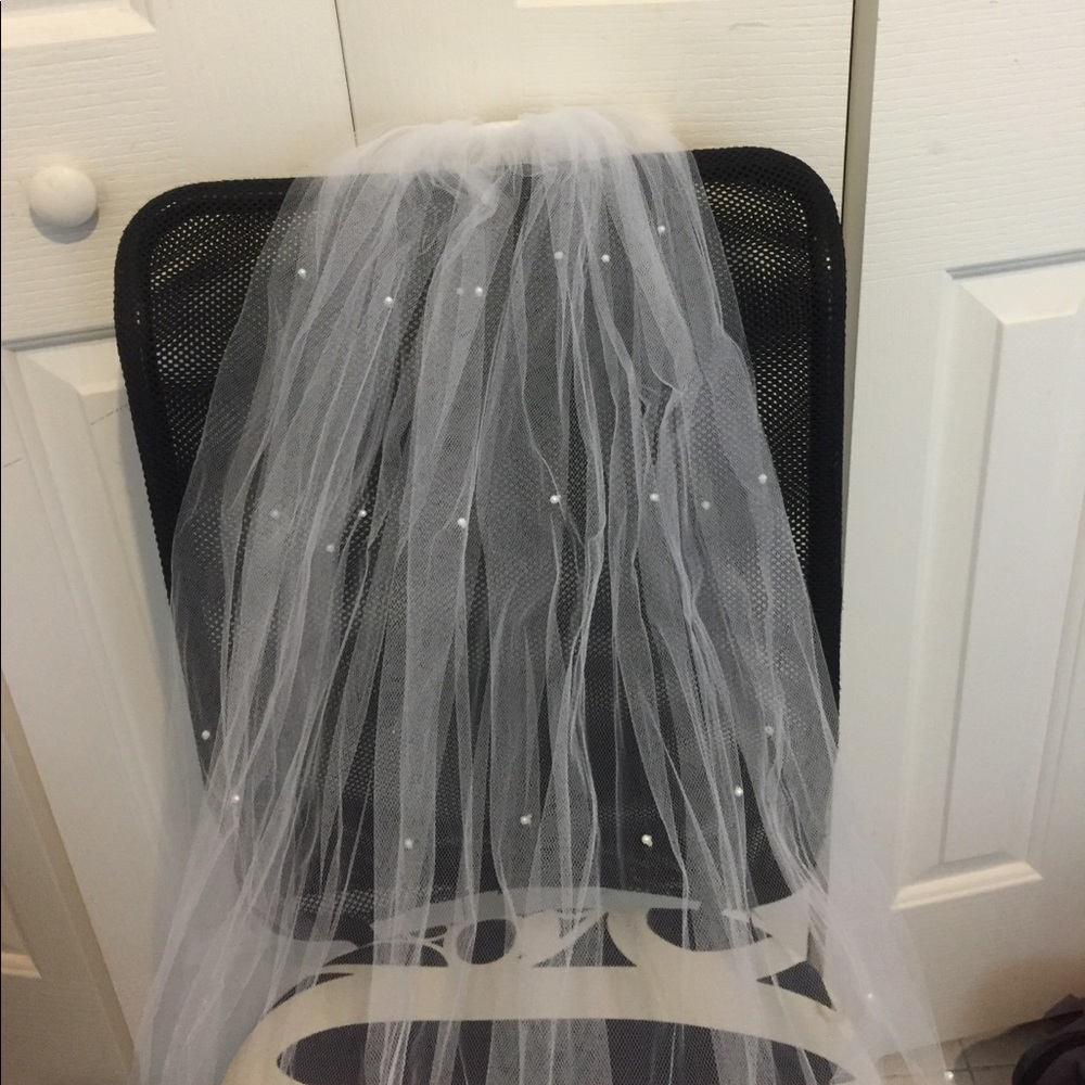 Wedding 👰🏽 veil. brand new.