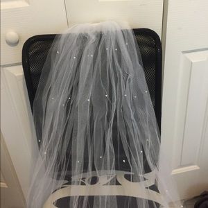 Wedding 👰🏽 veil. brand new.