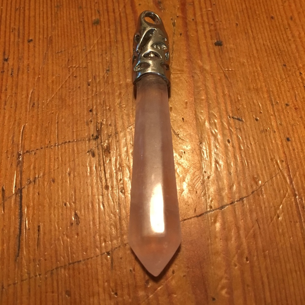 Rose quartz pendant