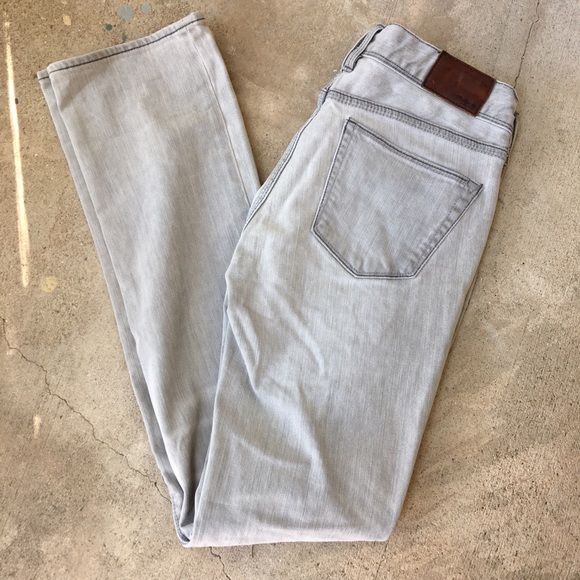 Madewell Denim - NWOT Madewell Rail Straight Gray Jeans 25x32
