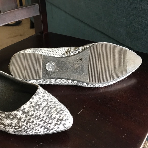 Gap pointed toe ballet flats - Picture 3 of 3