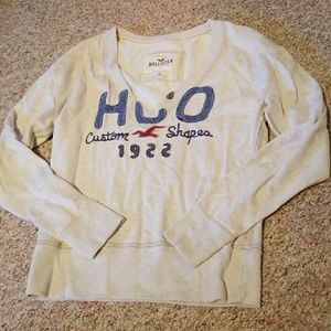 Hollister sweater