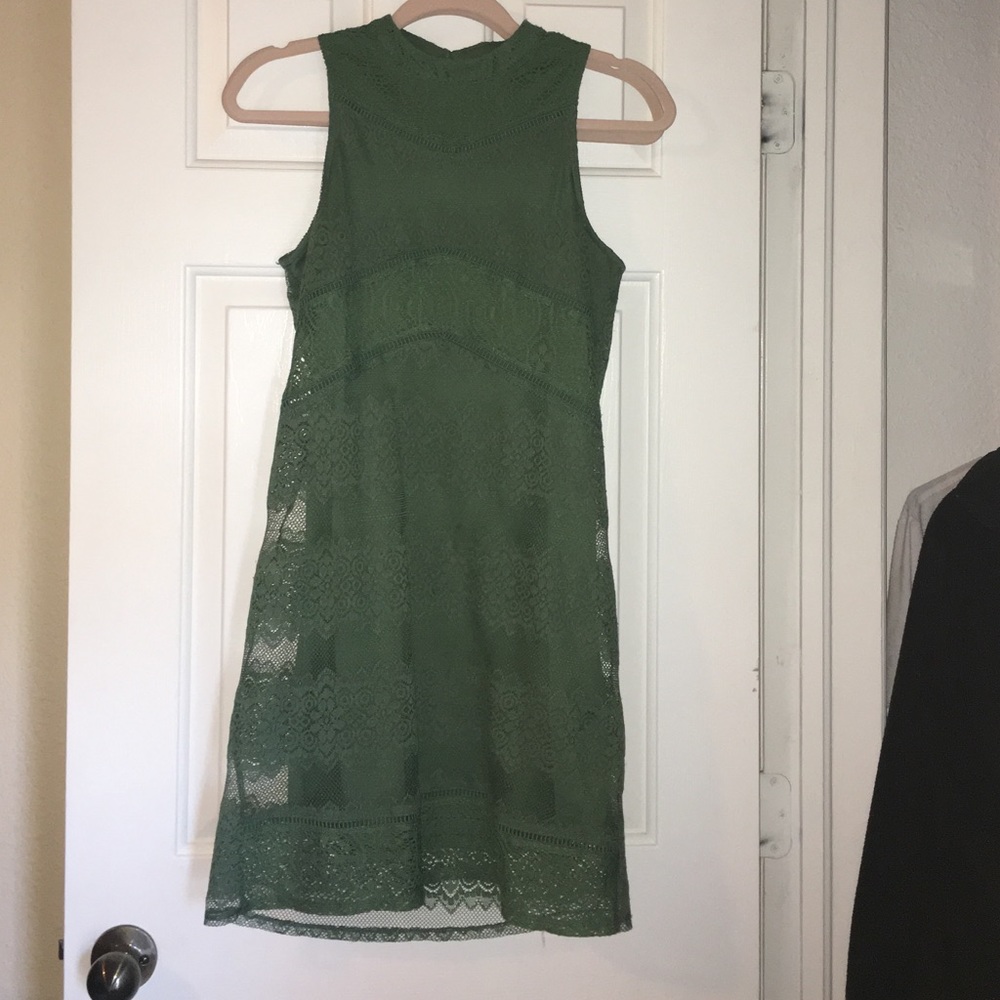 Cute green Lacey dress!