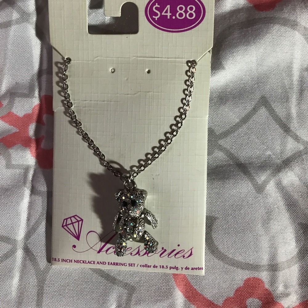 Teddy bear necklace