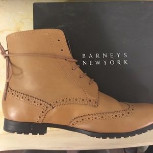 Gently used Barneys New York lace-up tan boots