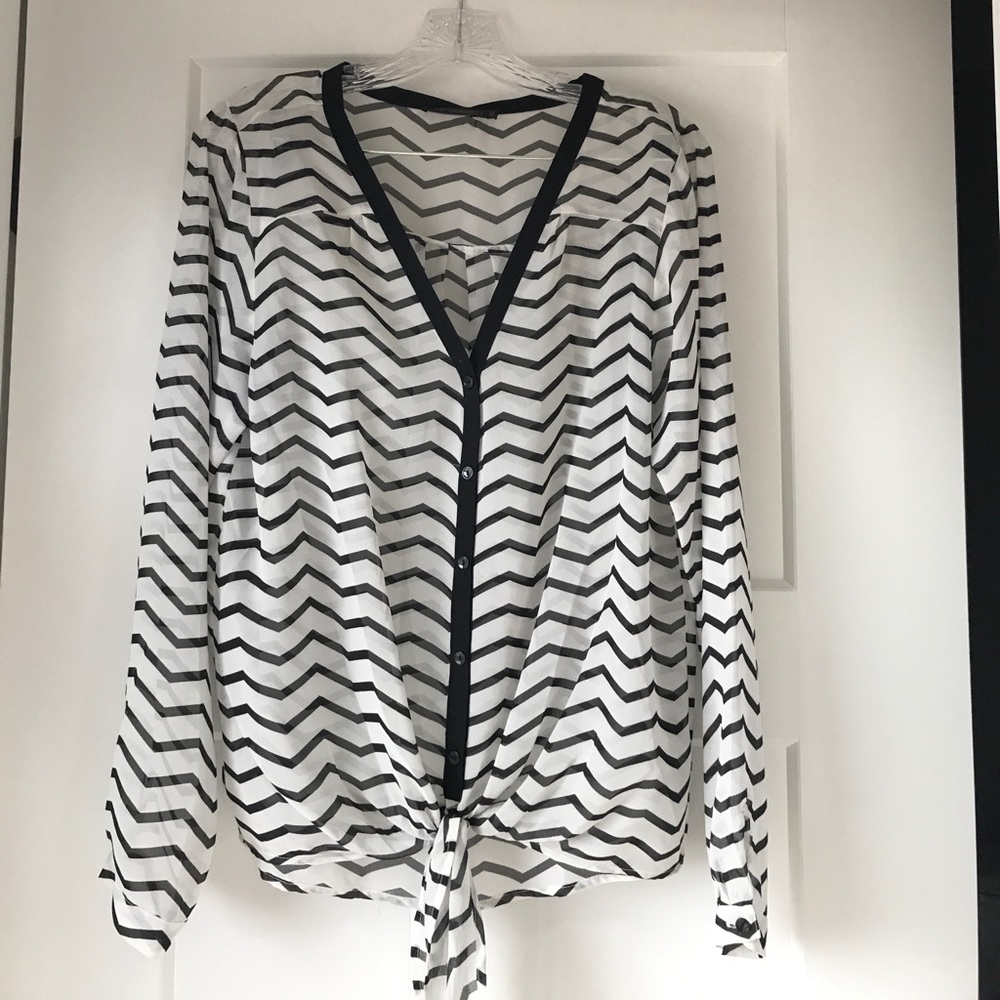 Like new Sheer Express blouse - Picture 1 of 8