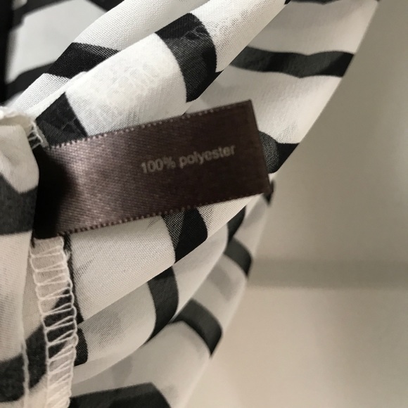 Like new Sheer Express blouse - Picture 6 of 8