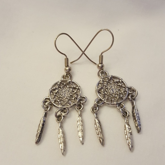Dreamcatcher drop earrings - Picture 1 of 2