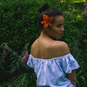 Meet your Posher, Ariel