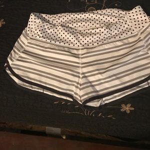 Lululemon short