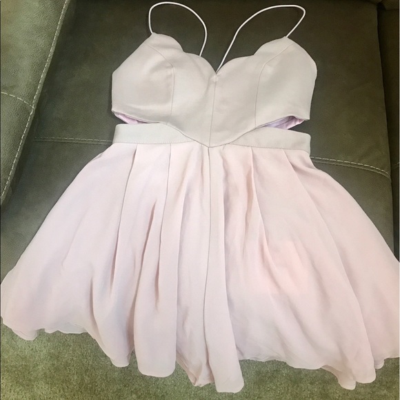 XS Blush Romper - Picture 5 of 6