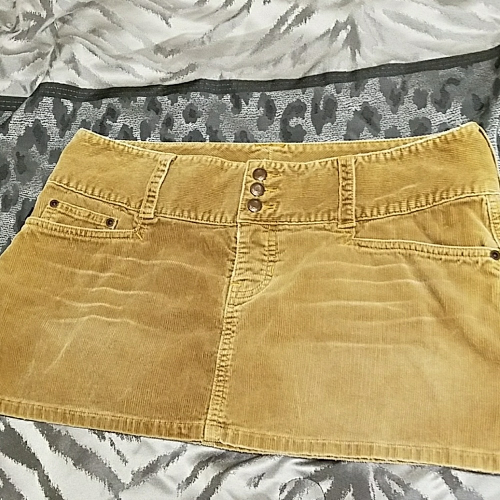 Beautiful corduroy skirt