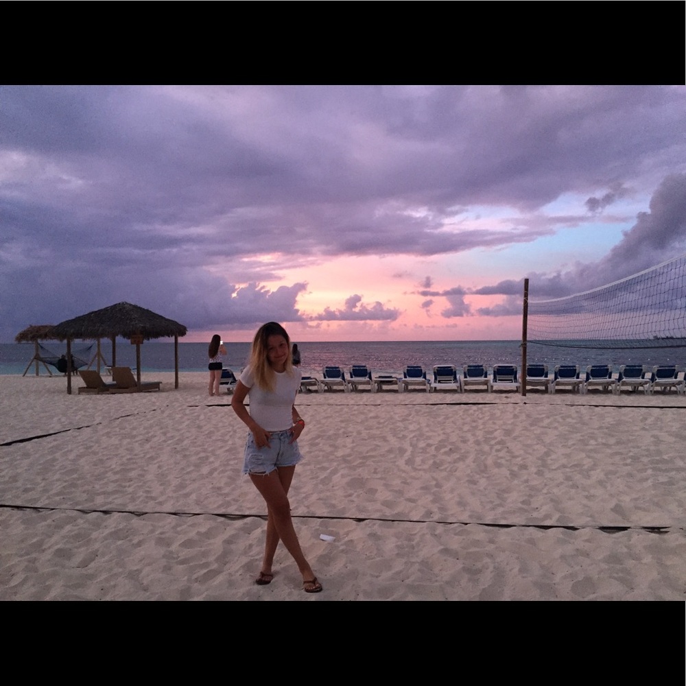 Meet your Posher, Lupita