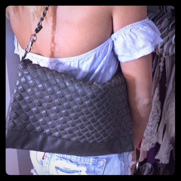 Gray Shoulder & Clutch Bag with Removable Chain - Picture 2 of 8