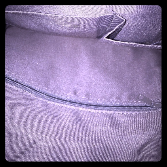 Gray Shoulder & Clutch Bag with Removable Chain - Picture 6 of 8