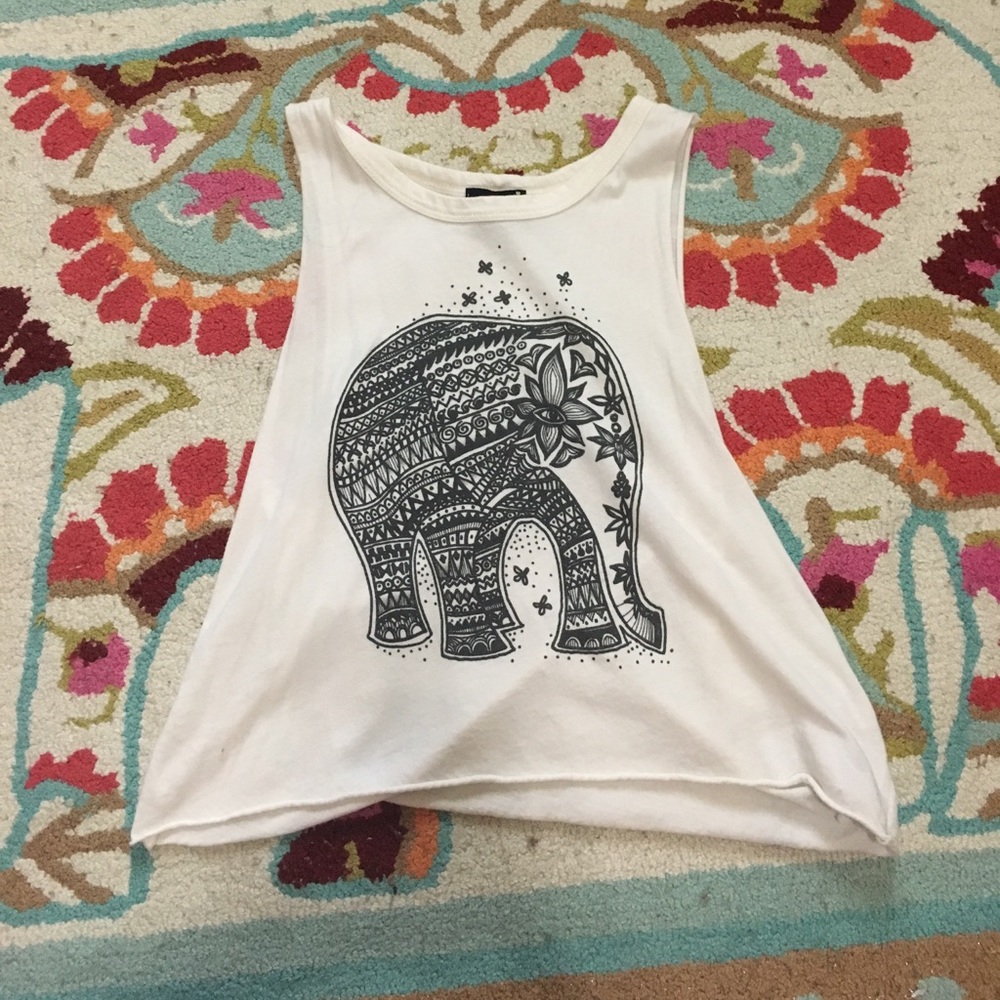 Elephant muscle tank