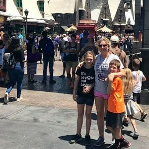 Meet your Posher, Leslie