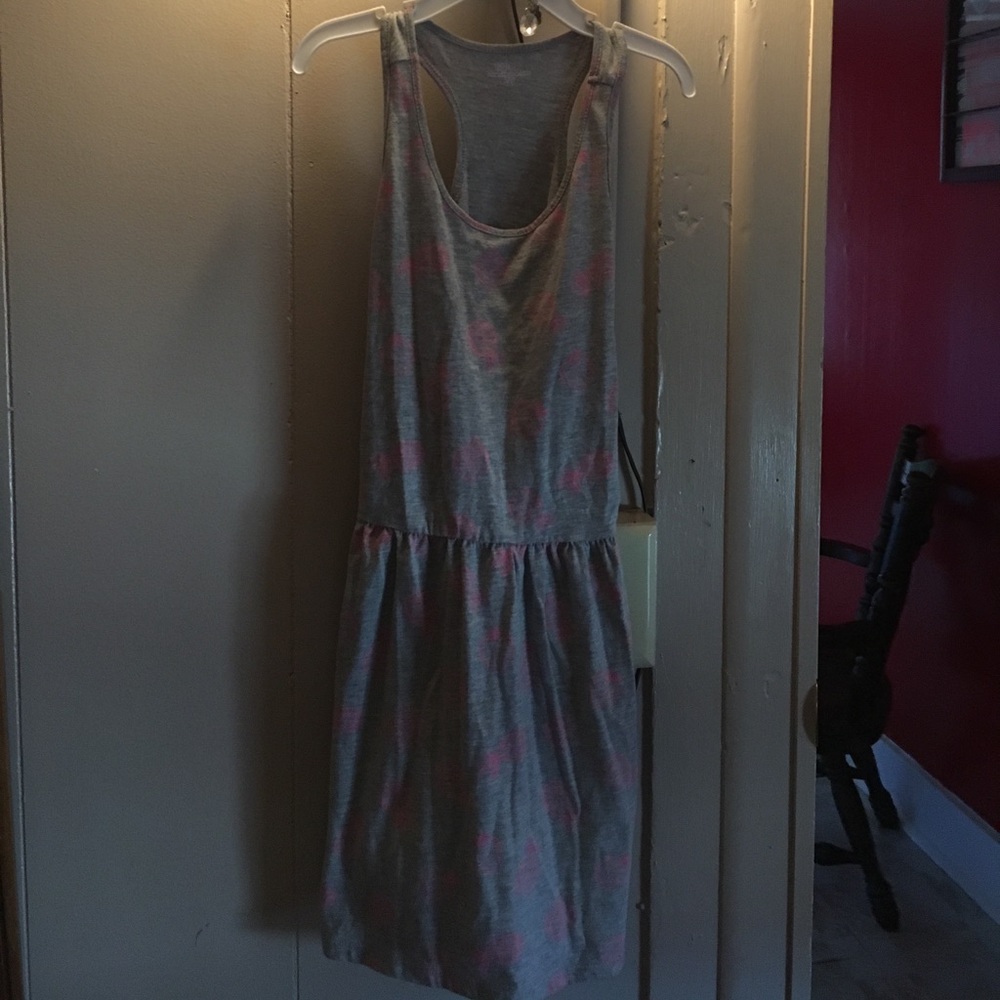 2 Summer Girls dresses