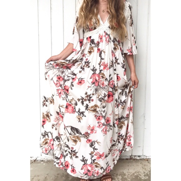 Floral Maxi Dress - Picture 2 of 4