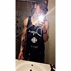 Meet your Posher, Cameron