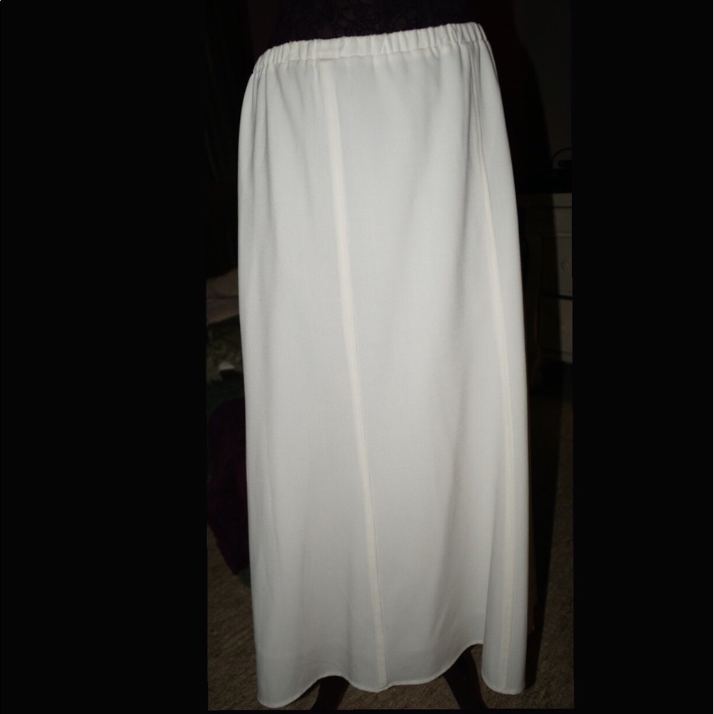 3x Ivory Maggie Barnes Long Skirt