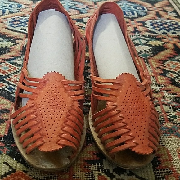 lee comfort fit flops