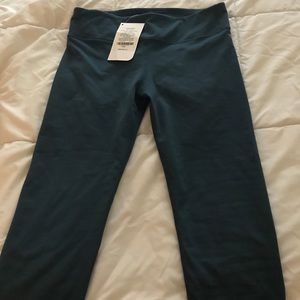 Fabeltics capri yoga pant, size M