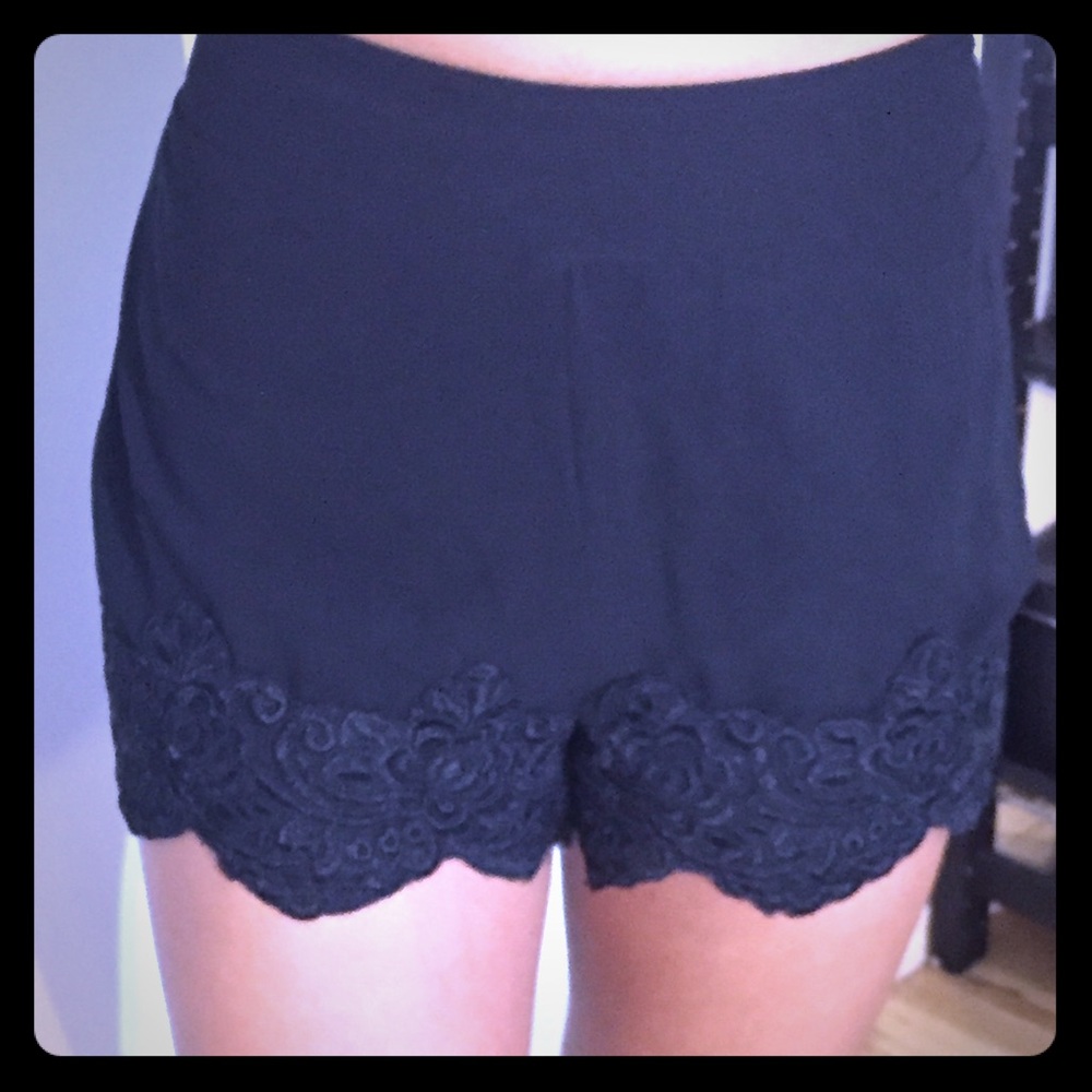 Black high waisted linen shorts with Lace detail