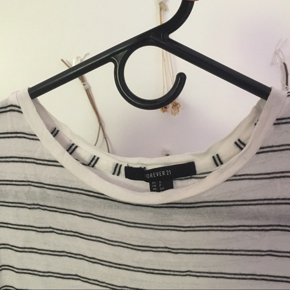 Romper and T shirt - Picture 4 of 4