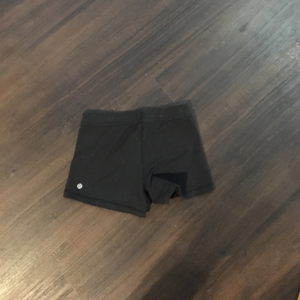 Lululemon yoga shorts
