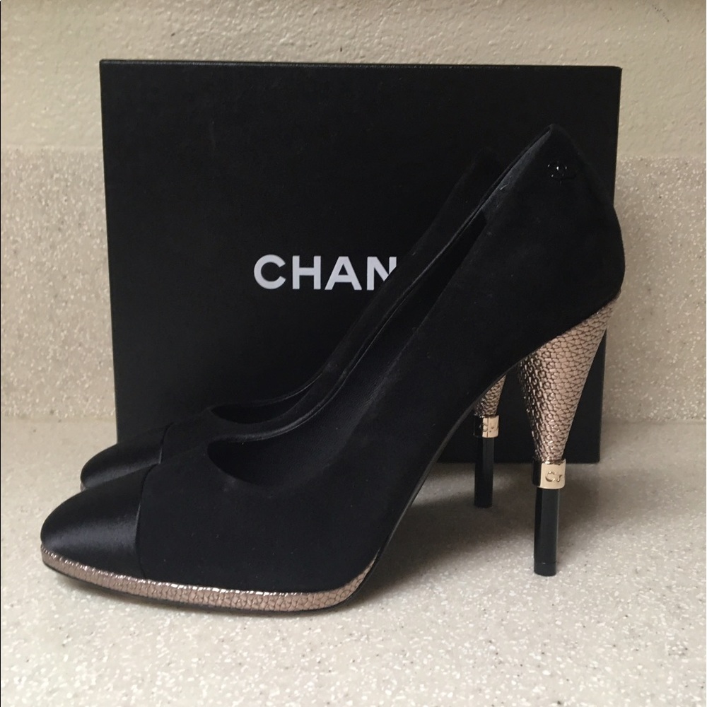 Chanel Suede Calfskin Satin Pump Black Size 40 - Picture 2 of 8
