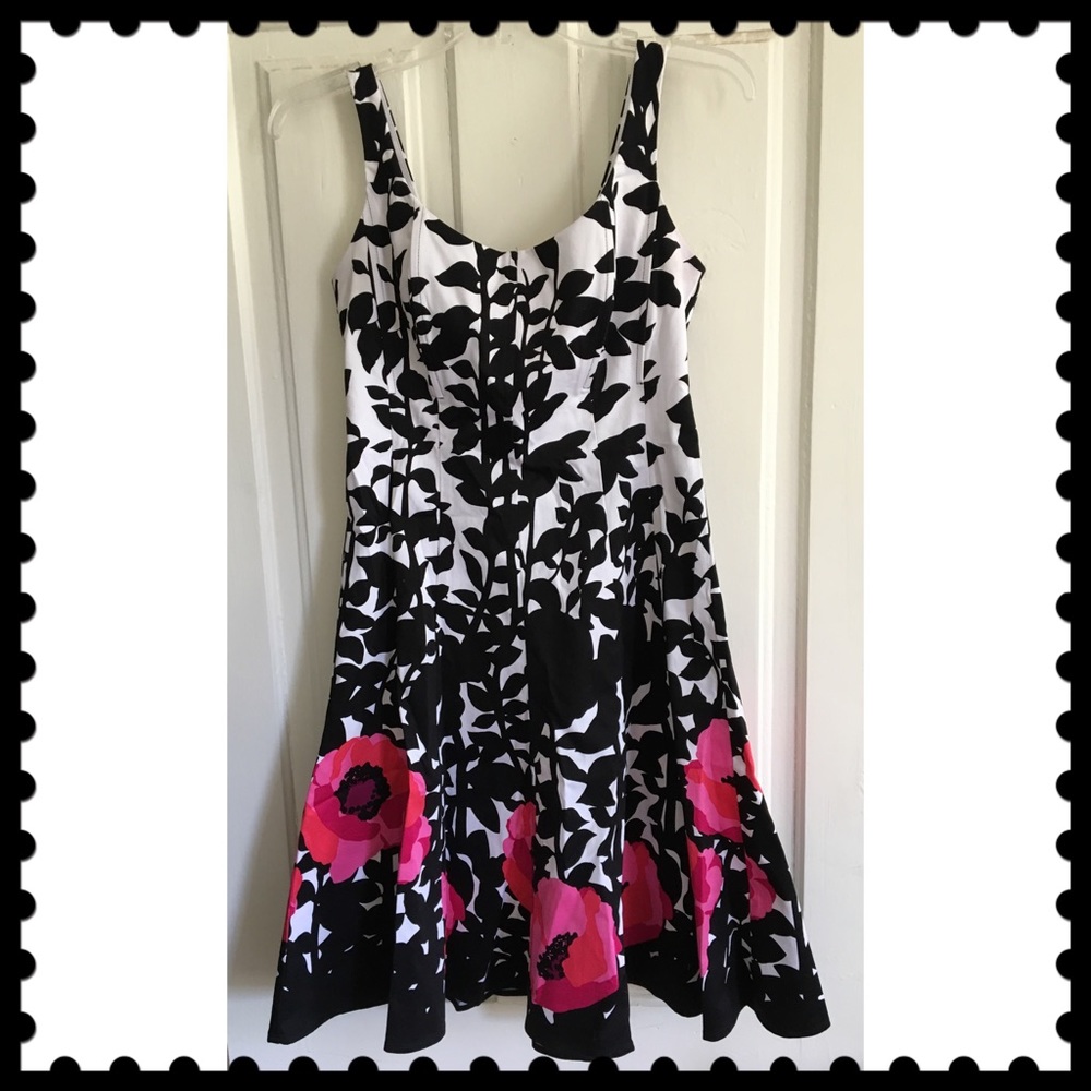 🌺EUC Nine West Fit & Flare A-Line Floral Dress 🌺