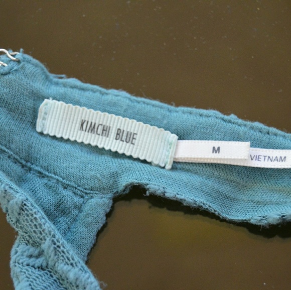 🔥SALE🔥Urban Outfitters Lace Halter Top - Picture 3 of 3