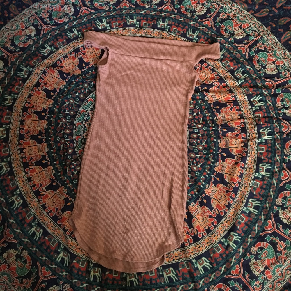 Off the shoulder bodycon dress