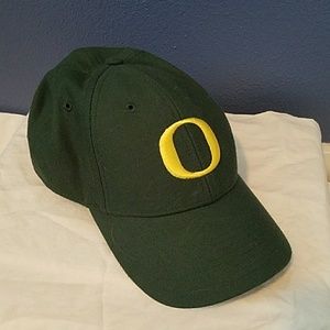 Oregon Ducks baseball cap