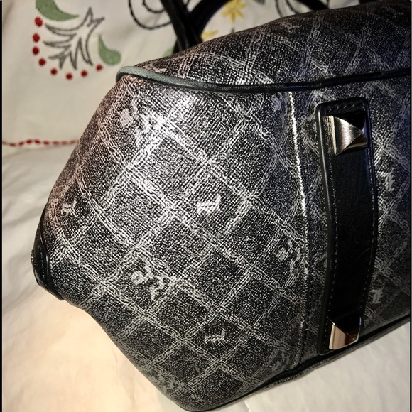 L.A.M.B. - Picture 6 of 8