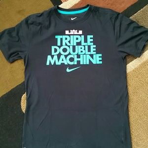 Nike Dri-Fit LeBron James LBJ Vintage Tee Shirt