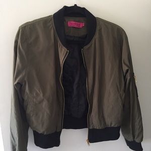 Green Bomber Jacket - Boohoo