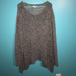 Multicolored sweater (longer on sides)