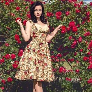 Lindy Bop Ophelia Floral 1950s Dress NWT