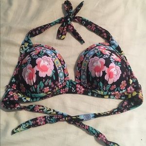NWOT bikini top