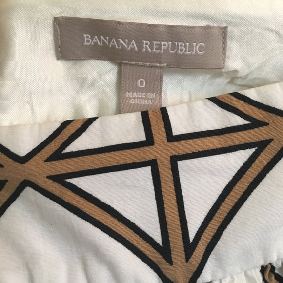 Banana Republic White Print Skirt - Picture 3 of 4