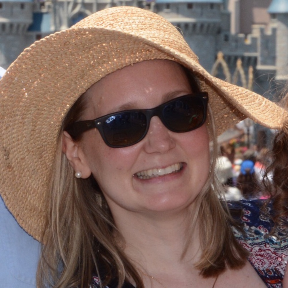 Meet your Posher, Laura