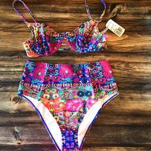 🎉HP💕NWT bright floral print high waist swimsuit