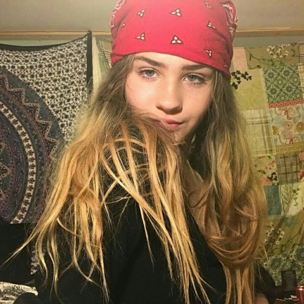 Meet your Posher, Emmy