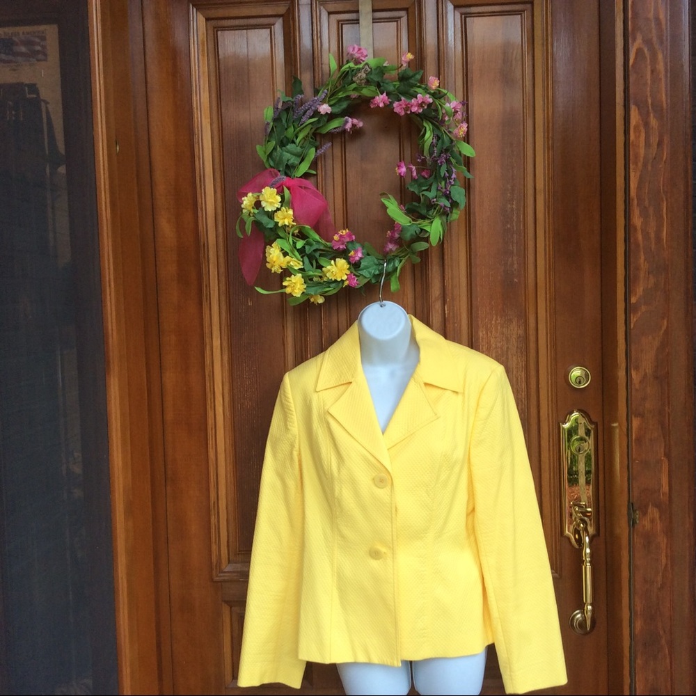 Essentials g Yellow Blazer