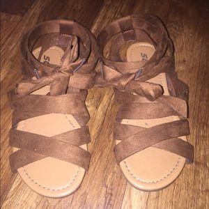 Buckle Soda Sandals